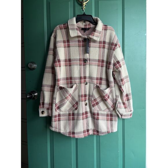 On Blue large plaid shacket SO SOFT - Picture 1 of 8